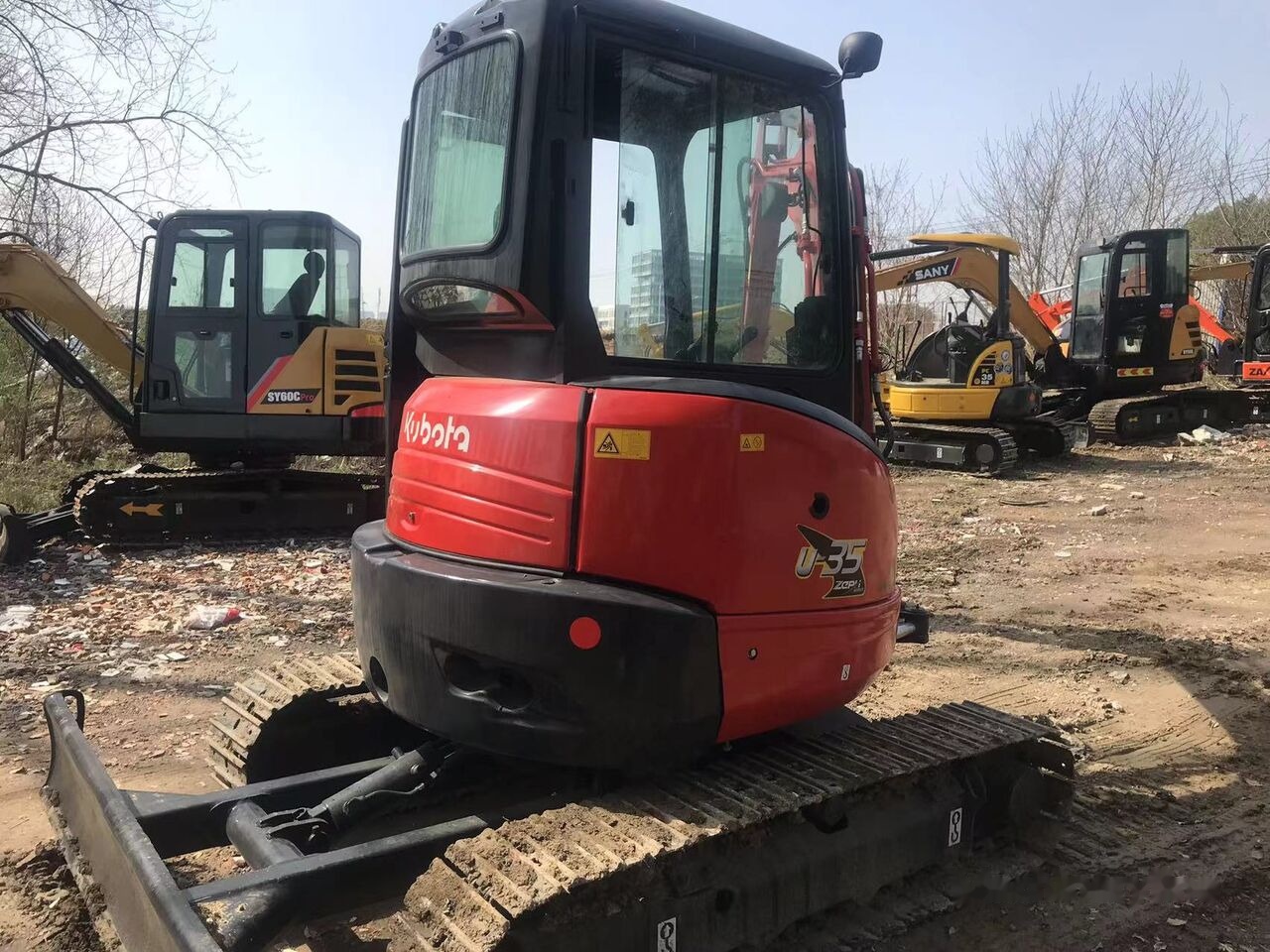 Kubota U35 - Pásové rýpadlo: obrázek 4 Kubota U35 - Pásové rýpadlo: obrázek 4