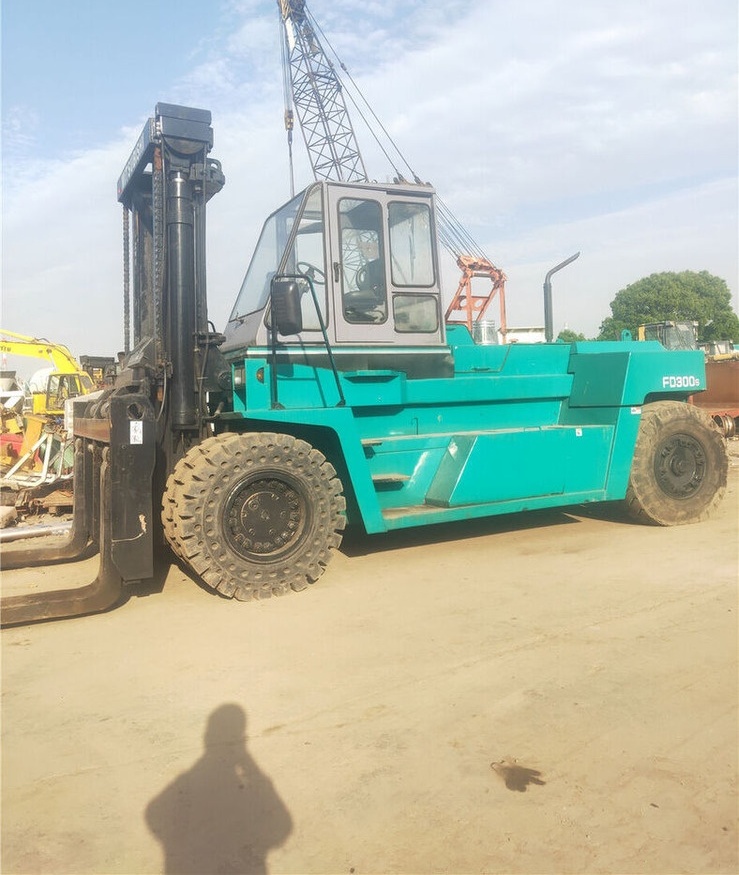 Mitsubishi FD300 - Dieselový vysokozdvižný vozík: obrázek 2 Mitsubishi FD300 - Dieselový vysokozdvižný vozík: obrázek 2