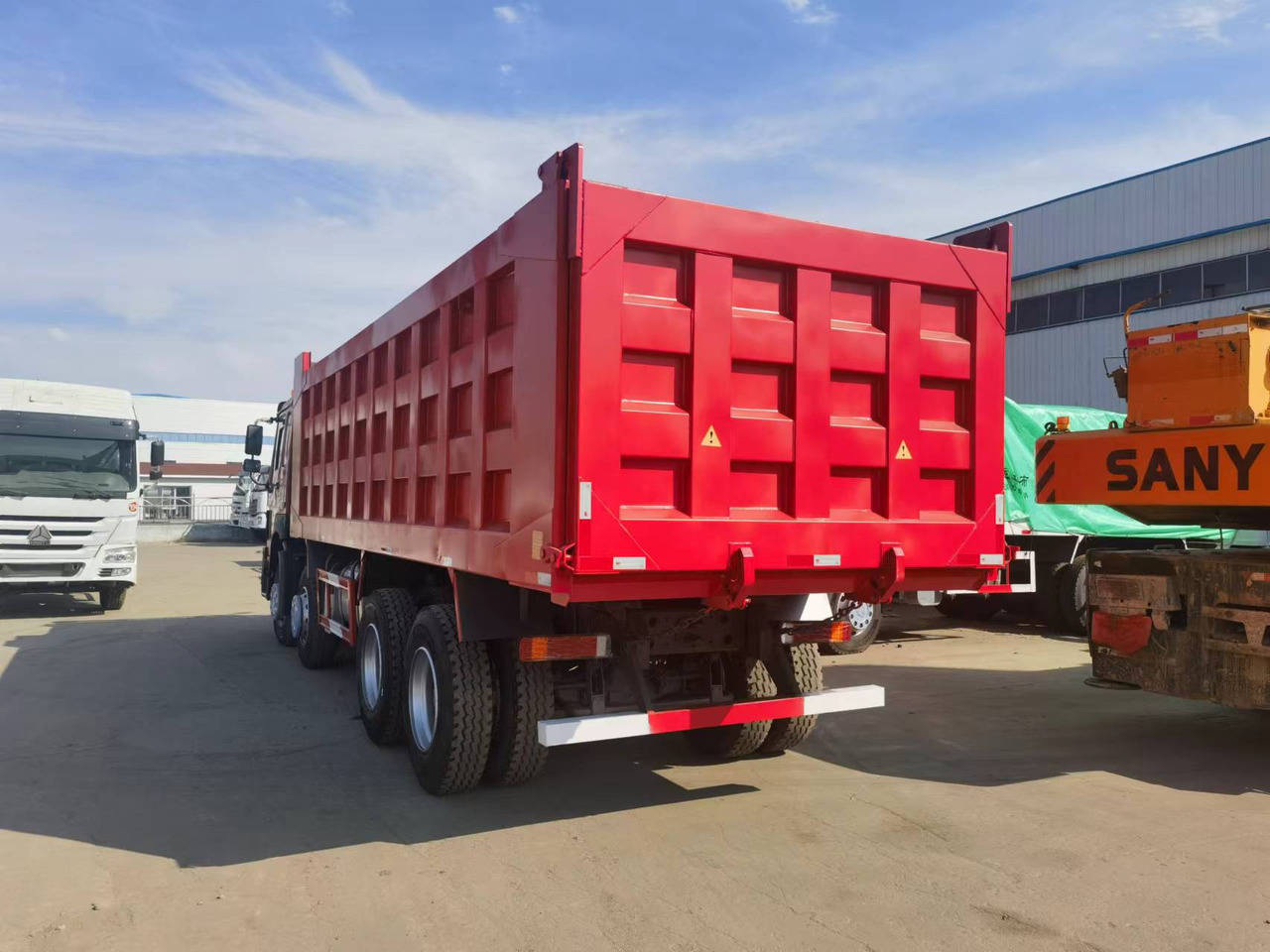 Sklápěč Sinotruk HOWO 371 8*4 Dump truck: obrázek 7