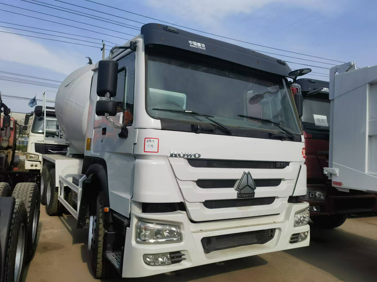 Sinotruk HOWO 371 Concrete mixer truck - Autodomíchávač: obrázek 1 Sinotruk HOWO 371 Concrete mixer truck - Autodomíchávač: obrázek 1