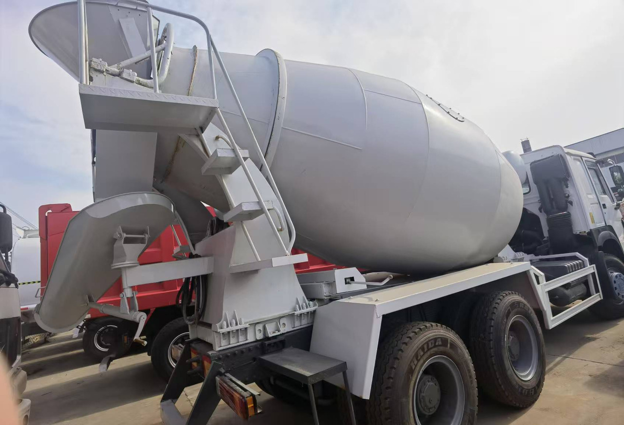 Autodomíchávač Sinotruk HOWO 371 Concrete mixer truck: obrázek 7