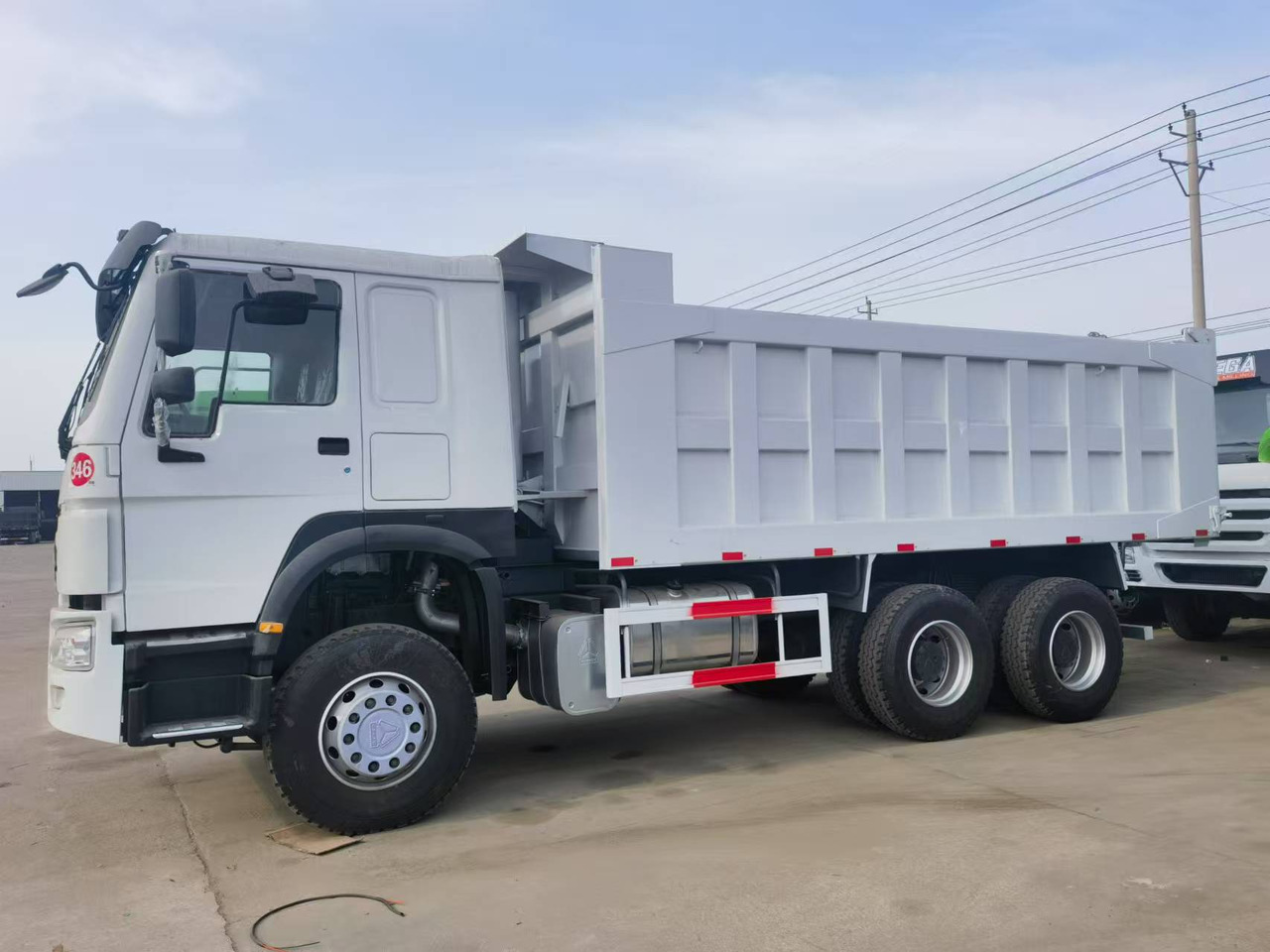 Sinotruk HOWO 371 Dump truck - Sklápěč: obrázek 4 Sinotruk HOWO 371 Dump truck - Sklápěč: obrázek 4