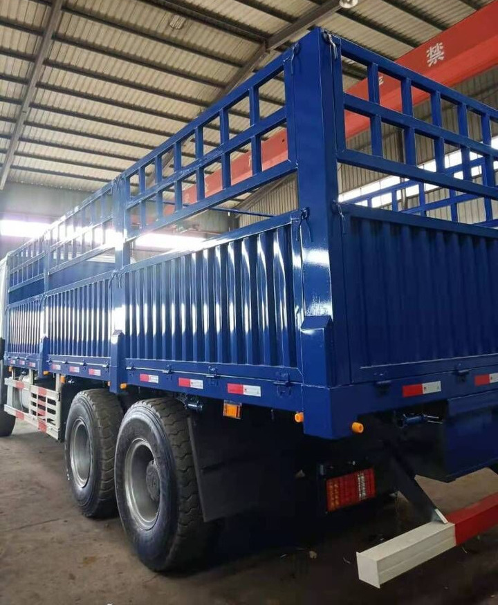 Sinotruk HOWO 375 6*4 Dump truck - Skříňový nákladní auto: obrázek 5 Sinotruk HOWO 375 6*4 Dump truck - Skříňový nákladní auto: obrázek 5