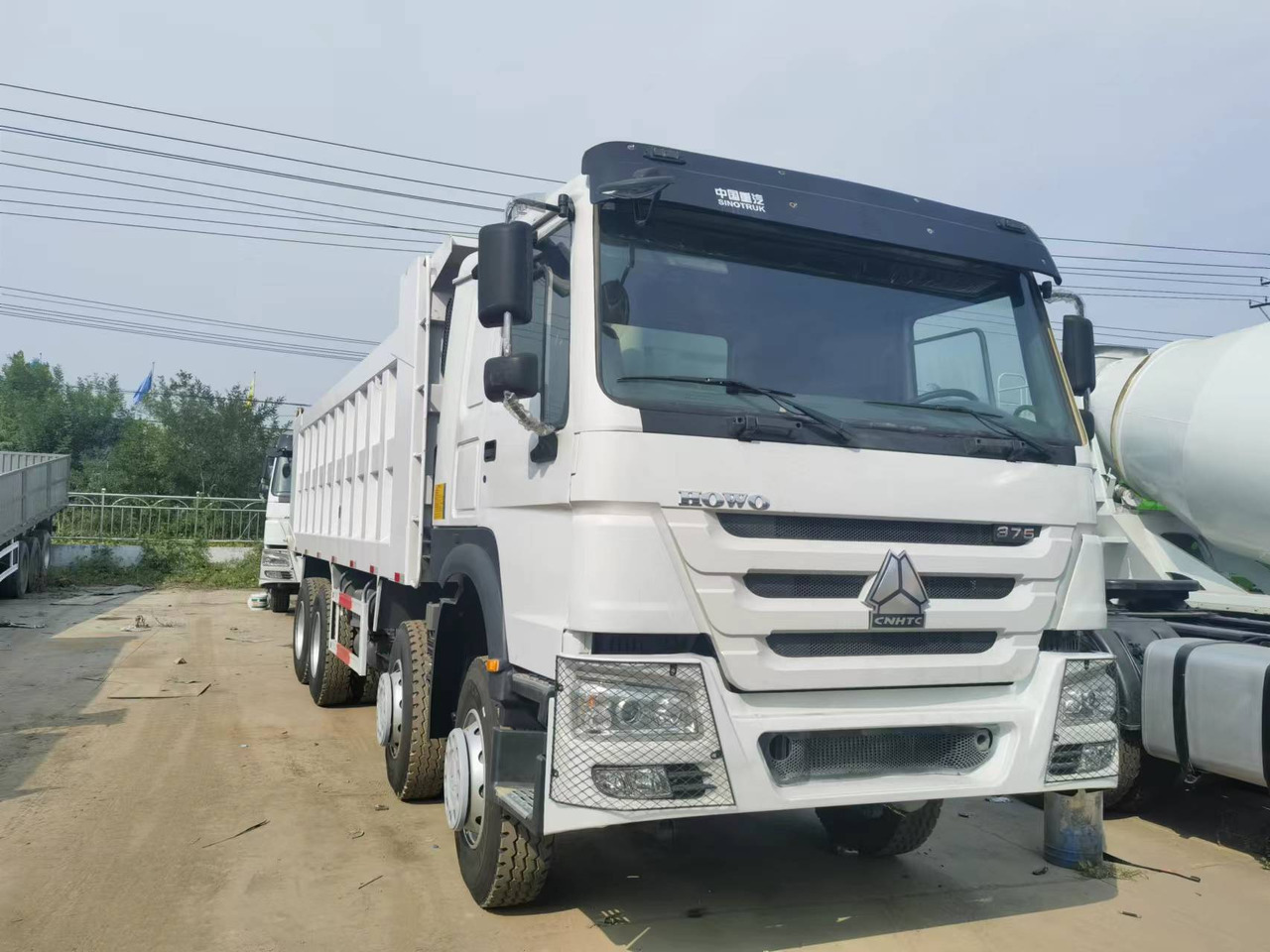 Sklápěč Sinotruk HOWO 375 8*4 Dump truck: obrázek 6
