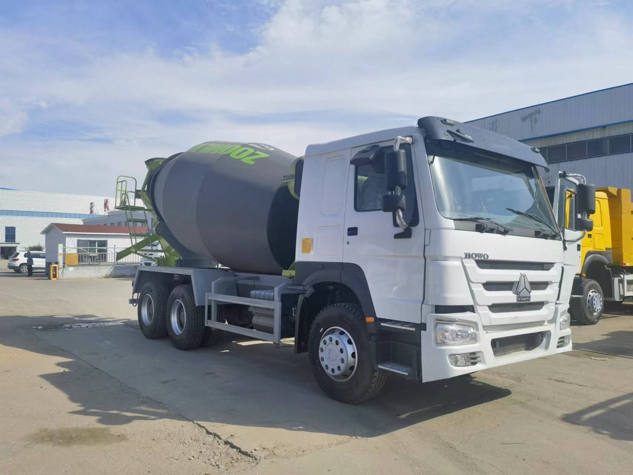 Sinotruk HOWO 6*4 Concrete mixer truck - Autodomíchávač: obrázek 5 Sinotruk HOWO 6*4 Concrete mixer truck - Autodomíchávač: obrázek 5