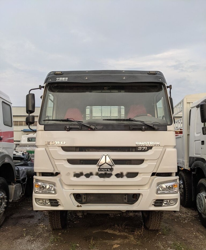Sinotruk HOWO 8*4 Fence Truck - Nákladní automobil valníkový/ Plošinový: obrázek 1 Sinotruk HOWO 8*4 Fence Truck - Nákladní automobil valníkový/ Plošinový: obrázek 1