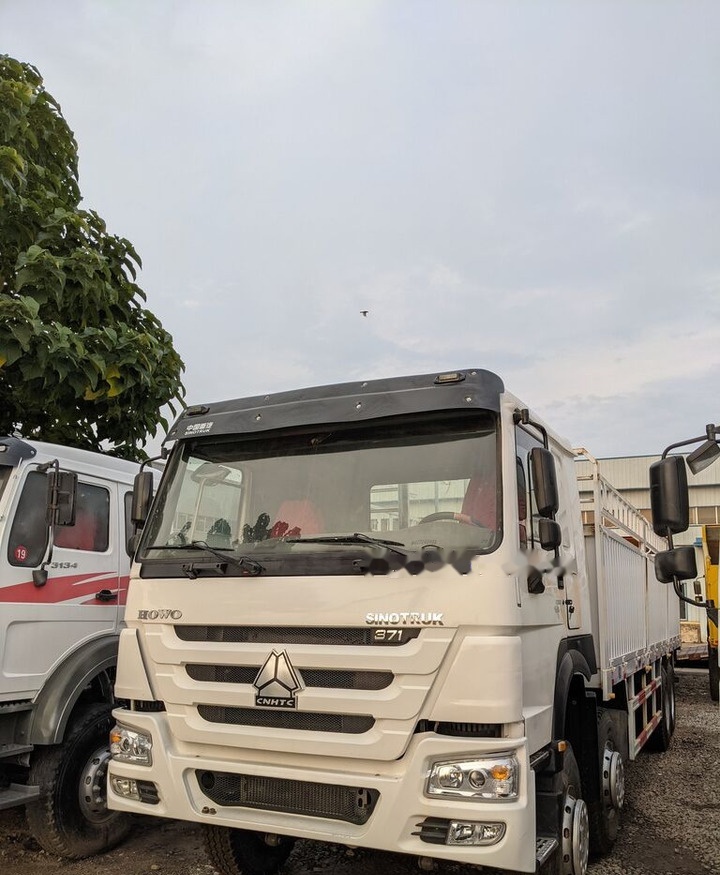 Sinotruk HOWO 8*4 Fence Truck - Nákladní automobil valníkový/ Plošinový: obrázek 2 Sinotruk HOWO 8*4 Fence Truck - Nákladní automobil valníkový/ Plošinový: obrázek 2