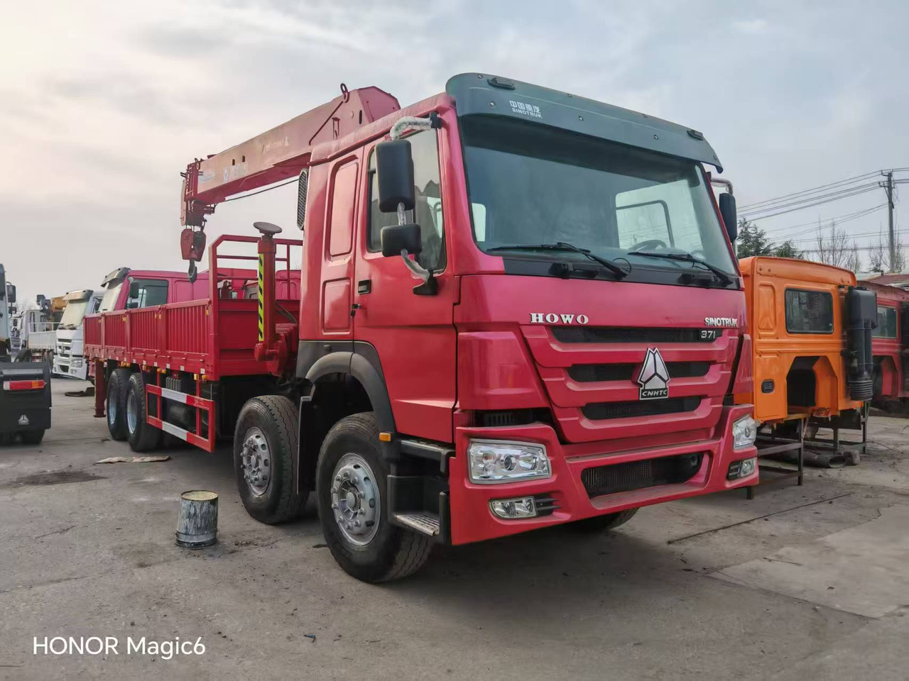 Sinotruk HOWO 8*4 Mobile crane - Autojeřáb: obrázek 2 Sinotruk HOWO 8*4 Mobile crane - Autojeřáb: obrázek 2