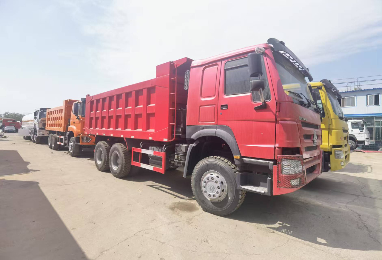Sinotruk HOWO371Dump truck - Sklápěč: obrázek 4 Sinotruk HOWO371Dump truck - Sklápěč: obrázek 4