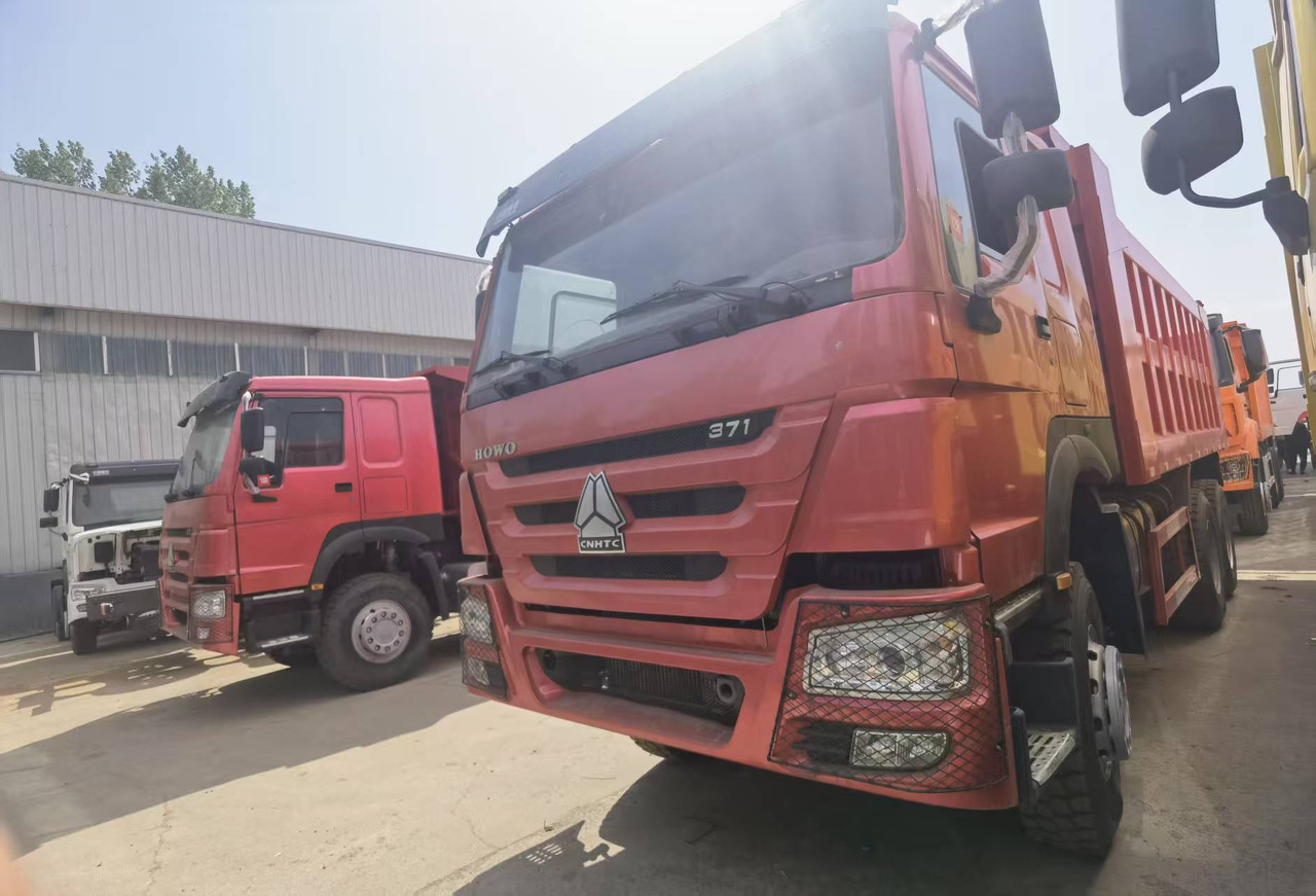 Sinotruk HOWO371Dump truck - Sklápěč: obrázek 1 Sinotruk HOWO371Dump truck - Sklápěč: obrázek 1