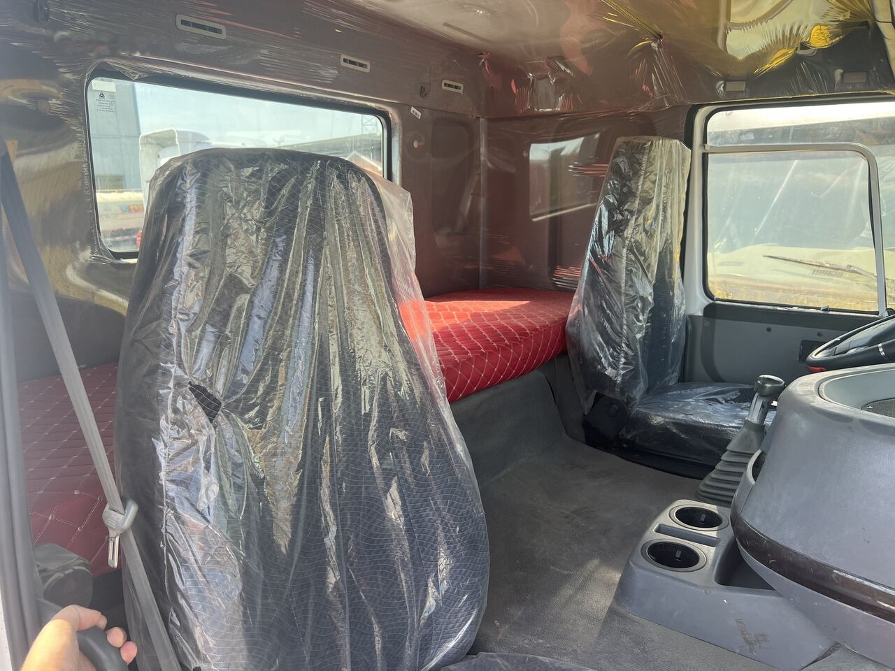 Howo 6x4 - Tahač: obrázek 4 Howo 6x4 - Tahač: obrázek 4