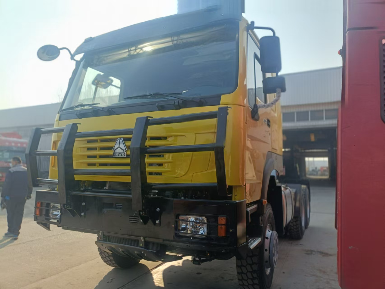 Sinotruk HOWO 430 6*4 Tractor - Tahač: obrázek 1 Sinotruk HOWO 430 6*4 Tractor - Tahač: obrázek 1