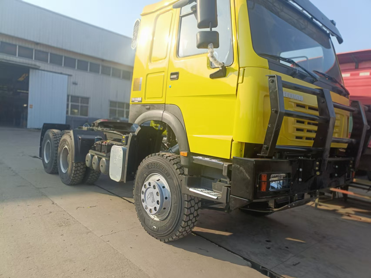 Sinotruk HOWO 430 6*4 Tractor - Tahač: obrázek 4 Sinotruk HOWO 430 6*4 Tractor - Tahač: obrázek 4
