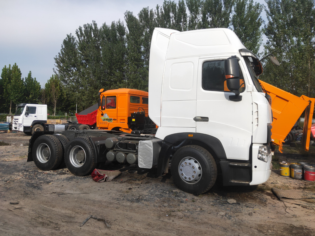 Tahač Sinotruk HOWO A7 6*4 Tractor: obrázek 6