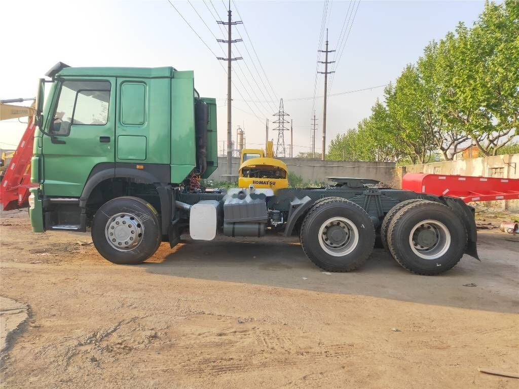 Sinotruk Howo A7 - Tahač: obrázek 2 Sinotruk Howo A7 - Tahač: obrázek 2