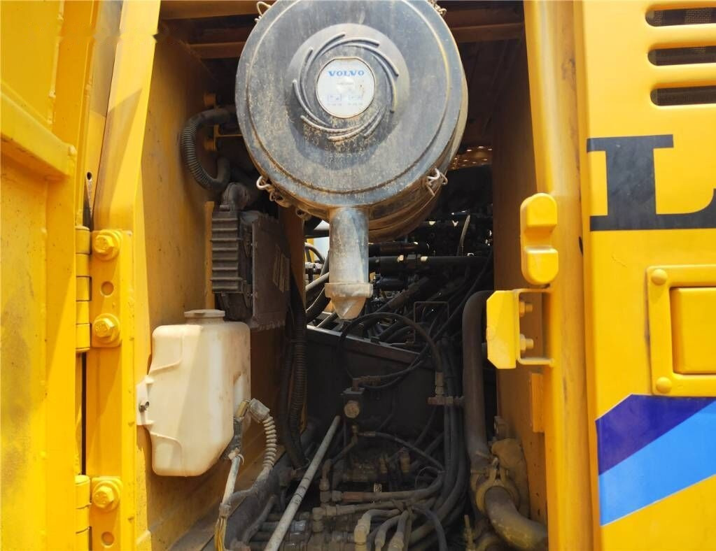 Volvo EC 210 B LC - Pásové rýpadlo: obrázek 4 Volvo EC 210 B LC - Pásové rýpadlo: obrázek 4