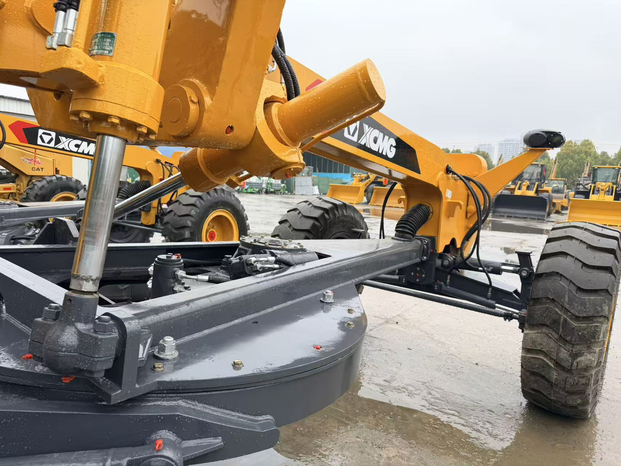 XCMG GR2153 - Grejdr: obrázek 5 XCMG GR2153 - Grejdr: obrázek 5