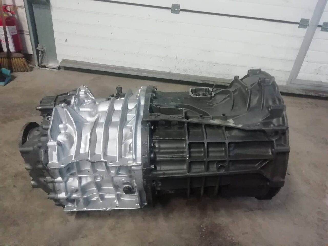 ZF (12s2333) DAF XF 106 truck - Převodovka pro Nákladní auto: obrázek 1 ZF (12s2333) DAF XF 106 truck - Převodovka pro Nákladní auto: obrázek 1