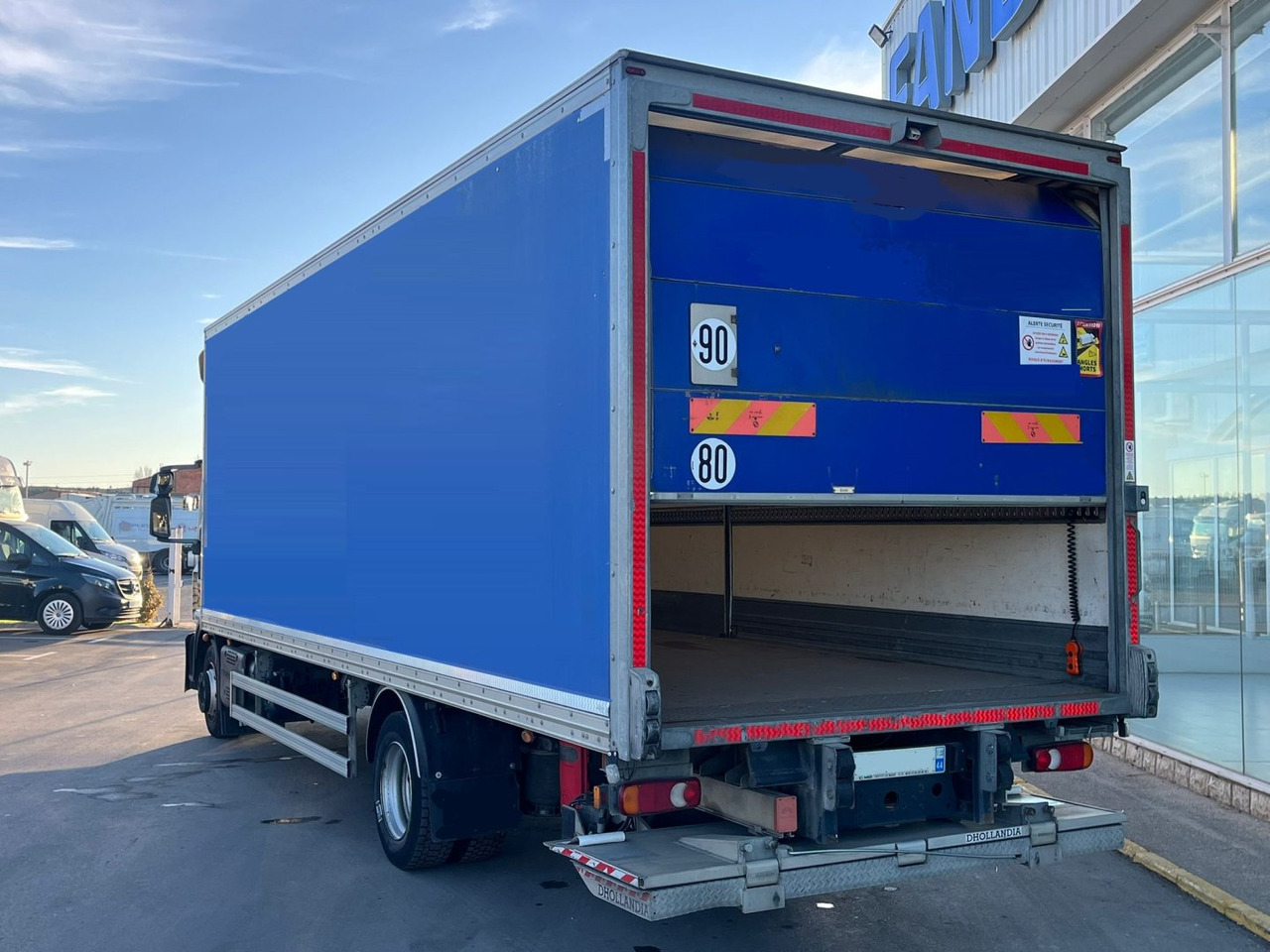Caja cerrada IVECO Eurocargo ML 120 E19 P - Skříňový nákladní auto: obrázek 4 Caja cerrada IVECO Eurocargo ML 120 E19 P - Skříňový nákladní auto: obrázek 4