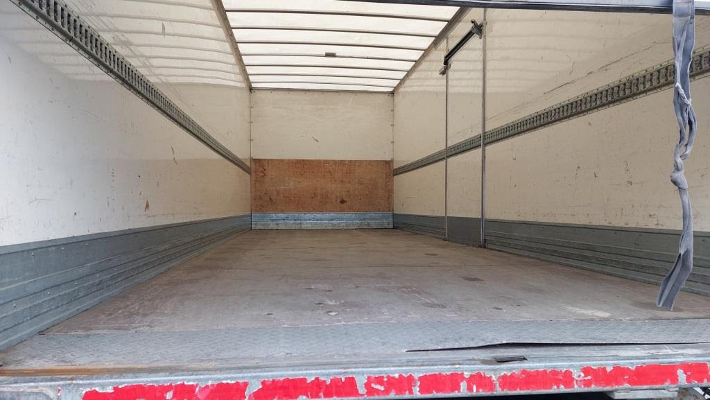 Caja cerrada IVECO Eurocargo ML 120 E22 - Skříňový nákladní auto: obrázek 4 Caja cerrada IVECO Eurocargo ML 120 E22 - Skříňový nákladní auto: obrázek 4