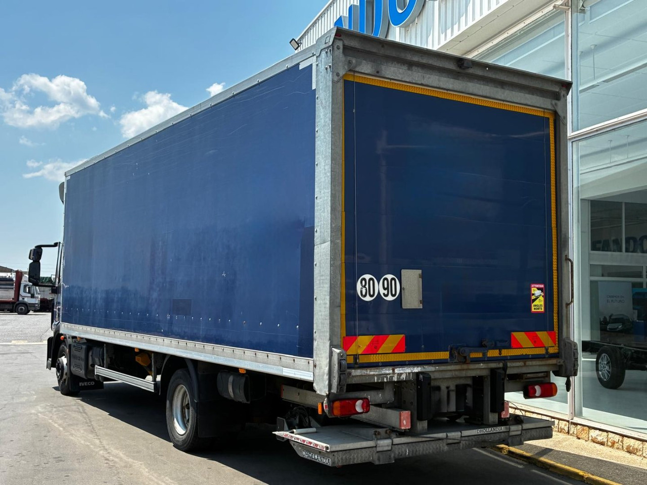 Caja cerrada IVECO Eurocargo ML 120 E22 - Skříňový nákladní auto: obrázek 4 Caja cerrada IVECO Eurocargo ML 120 E22 - Skříňový nákladní auto: obrázek 4