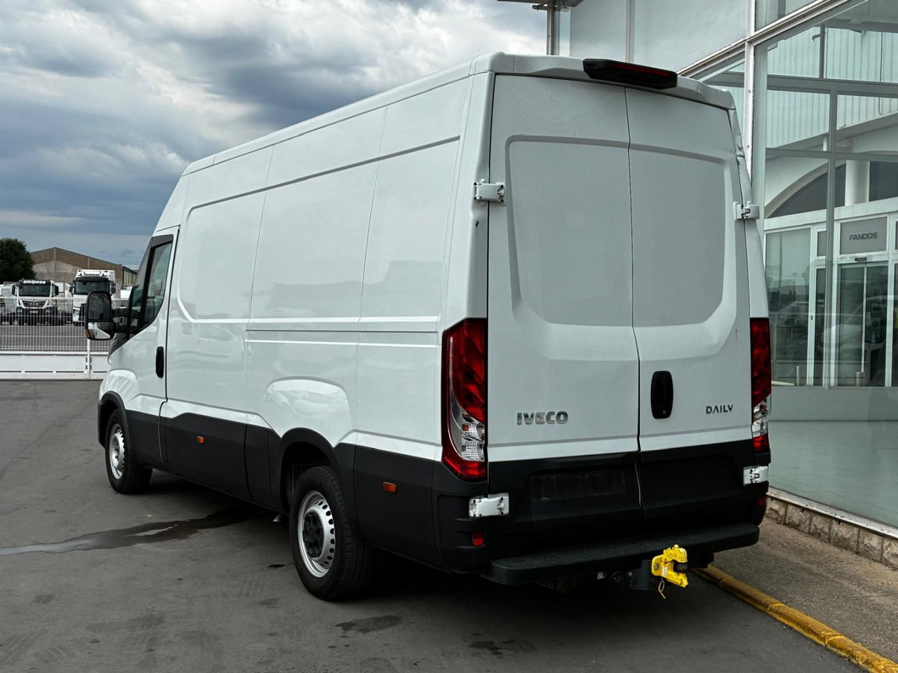 Furgón IVECO 35S14 V 12m3 - Furgon: obrázek 4 Furgón IVECO 35S14 V 12m3 - Furgon: obrázek 4