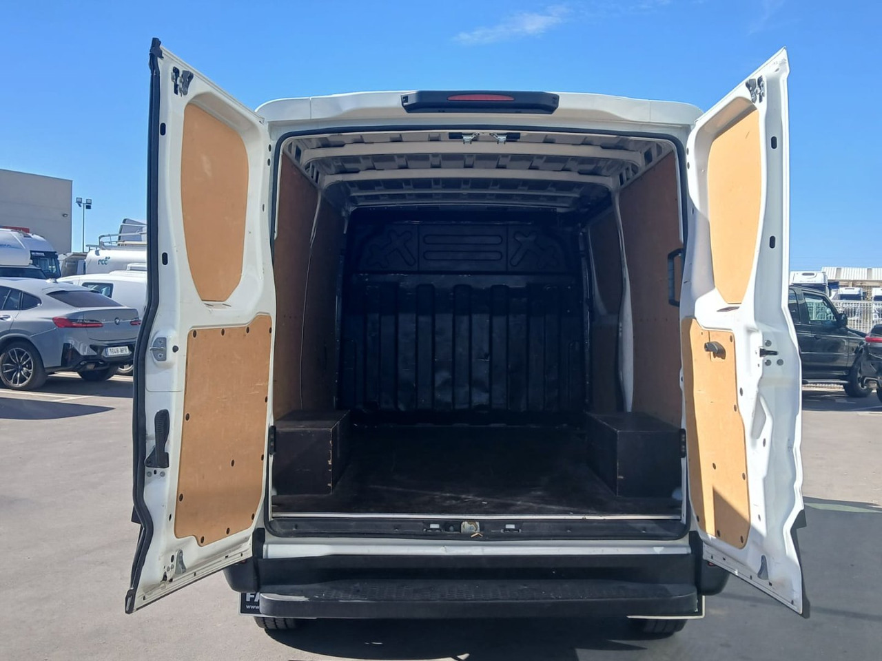 Furgón IVECO 35S16 V 9m3 - Furgon: obrázek 5 Furgón IVECO 35S16 V 9m3 - Furgon: obrázek 5