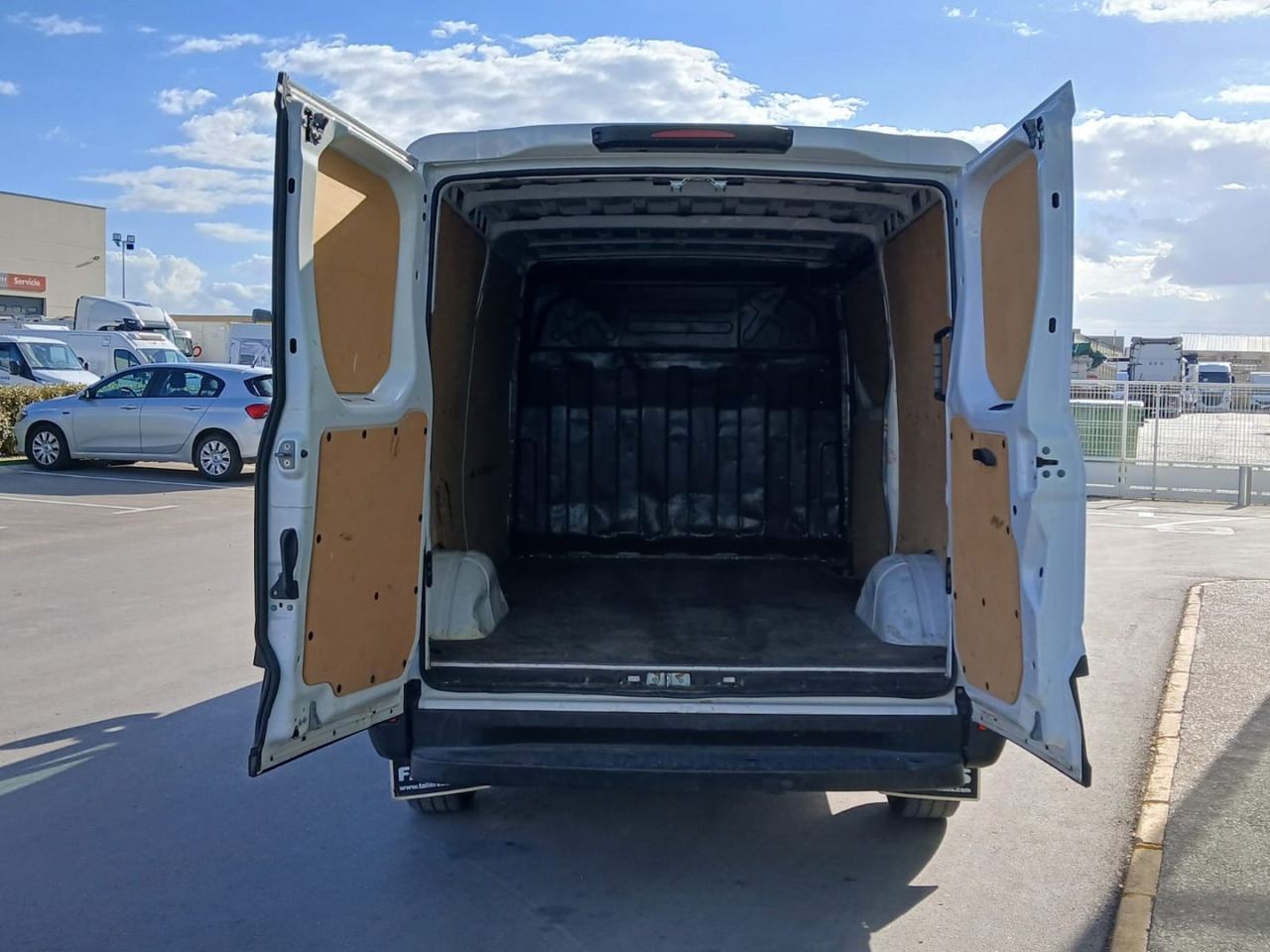 Furgón IVECO 35S16 V 9m3 - Furgon: obrázek 5 Furgón IVECO 35S16 V 9m3 - Furgon: obrázek 5