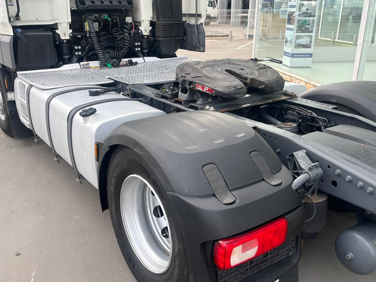 Cabeza Tractora DAF 480 AUTOMATICA CON INTARDER - Tahač: obrázek 5 Cabeza Tractora DAF 480 AUTOMATICA CON INTARDER - Tahač: obrázek 5
