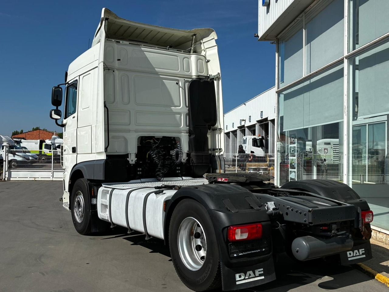Cabeza Tractora DAF 480 AUTOMATICA CON INTARDER - Tahač: obrázek 4 Cabeza Tractora DAF 480 AUTOMATICA CON INTARDER - Tahač: obrázek 4