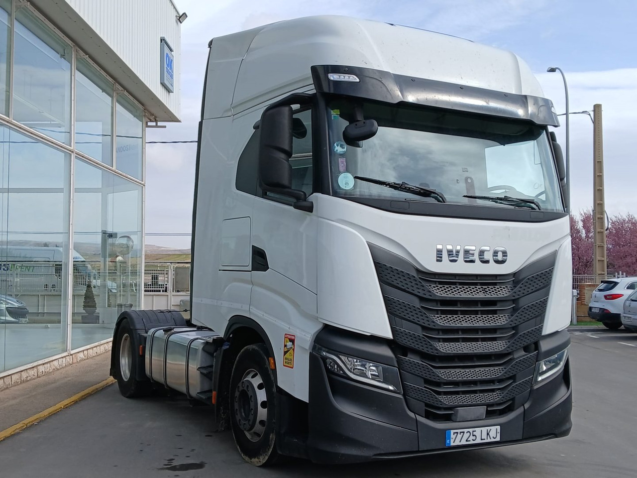 Cabeza Tractora IVECO 460 AUTOMATICO INTARDER ADR - Tahač: obrázek 3 Cabeza Tractora IVECO 460 AUTOMATICO INTARDER ADR - Tahač: obrázek 3