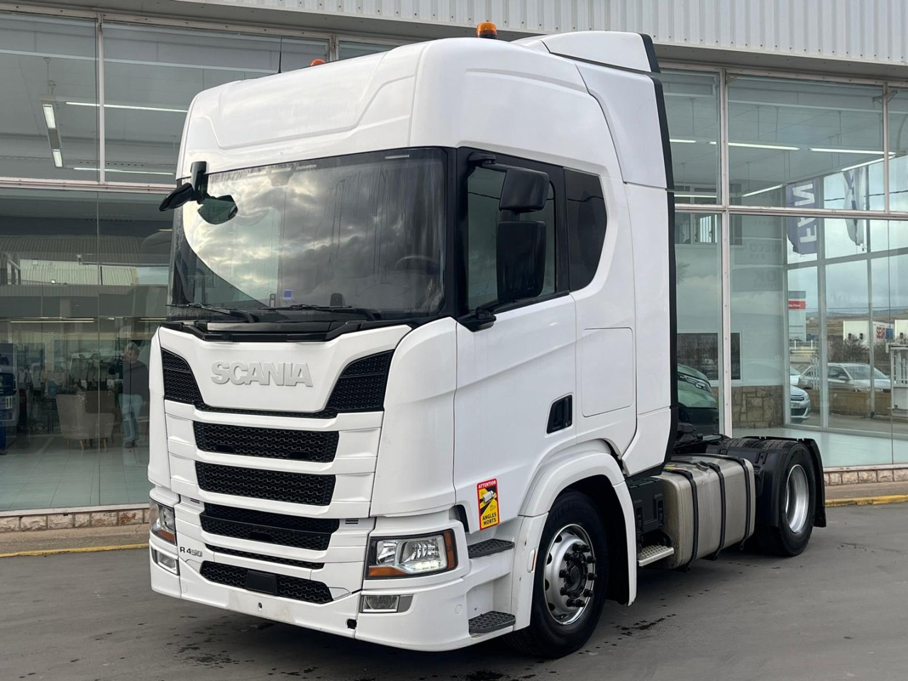 Cabeza Tractora Scania R450 AUTOMATICO-INTARDER - Tahač: obrázek 1 Cabeza Tractora Scania R450 AUTOMATICO-INTARDER - Tahač: obrázek 1