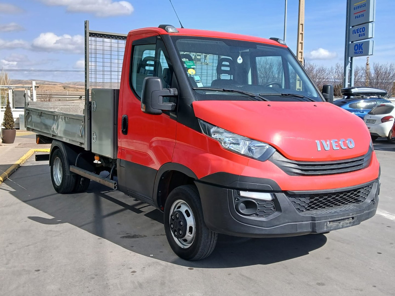 Volquete/Dumper IVECO 35C12 CAJA BASCULANTE - Dodávka sklápěč: obrázek 3 Volquete/Dumper IVECO 35C12 CAJA BASCULANTE - Dodávka sklápěč: obrázek 3