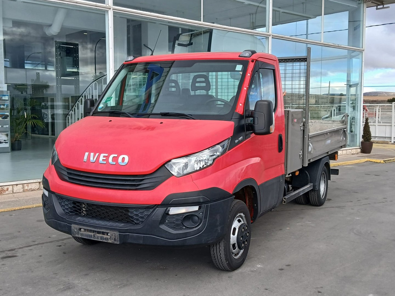 Volquete/Dumper IVECO 35C12 CAJA BASCULANTE - Dodávka sklápěč: obrázek 1 Volquete/Dumper IVECO 35C12 CAJA BASCULANTE - Dodávka sklápěč: obrázek 1
