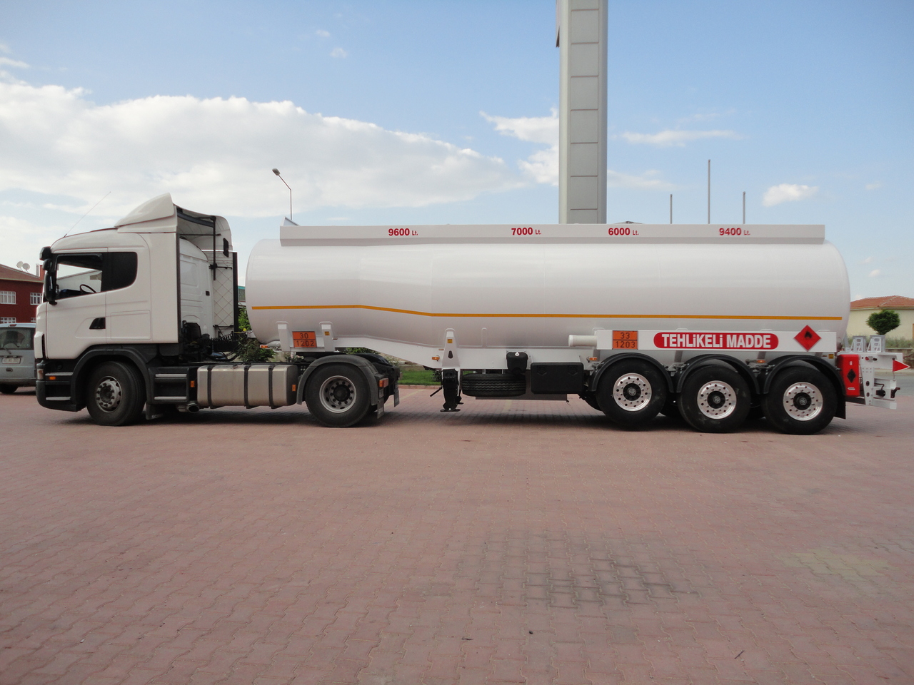 NURSAN Steel Tanker - Cisternový návěs: obrázek 3 NURSAN Steel Tanker - Cisternový návěs: obrázek 3