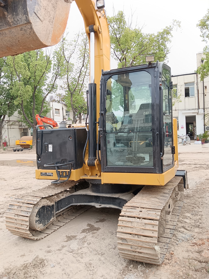 Pásové rýpadlo CAT 307.5: obrázek 10 Pásové rýpadlo CAT 307.5: obrázek 10