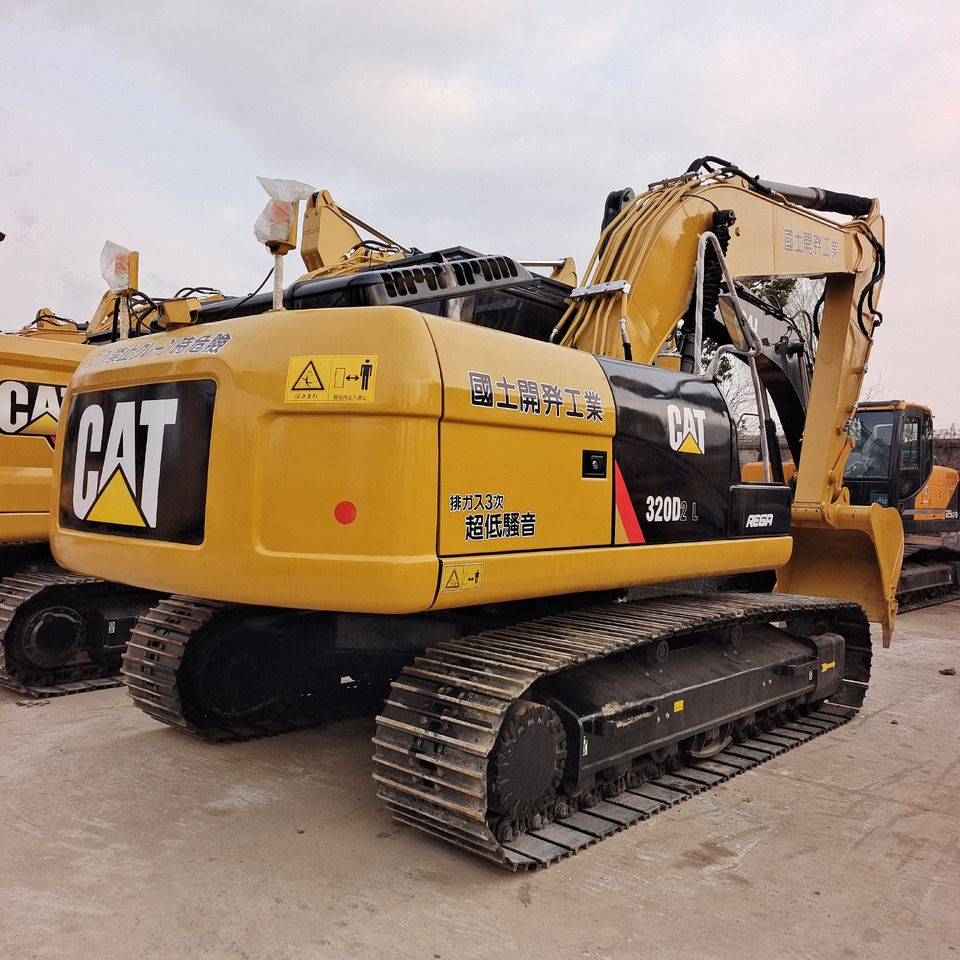 CATERPILLAR 320 D 2 L CAT 320D2L - Pásové rýpadlo: obrázek 1 CATERPILLAR 320 D 2 L CAT 320D2L - Pásové rýpadlo: obrázek 1