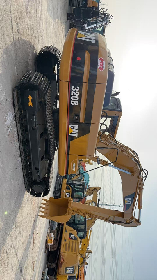 CATERPILLAR 320BL CAT 320 BL - Pásové rýpadlo: obrázek 3 CATERPILLAR 320BL CAT 320 BL - Pásové rýpadlo: obrázek 3