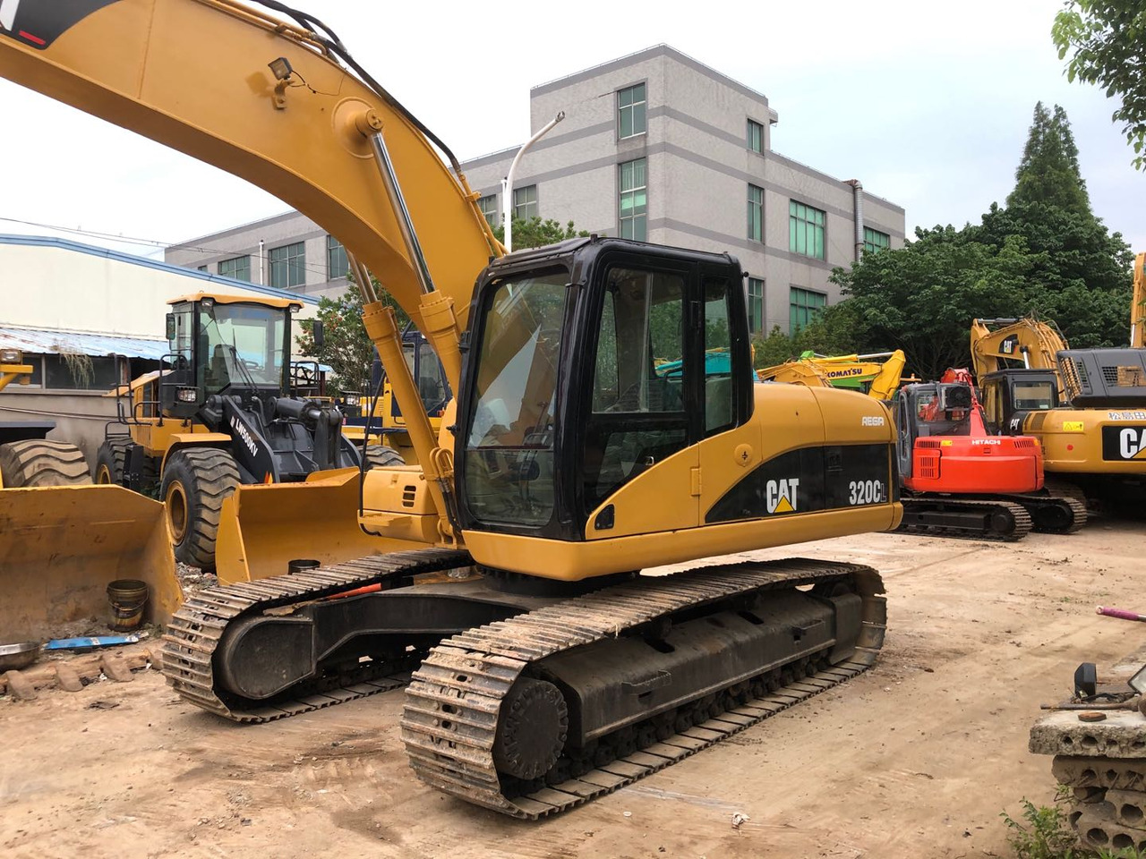 CATERPILLAR 320CL CAT 320 CL - Pásové rýpadlo: obrázek 1 CATERPILLAR 320CL CAT 320 CL - Pásové rýpadlo: obrázek 1