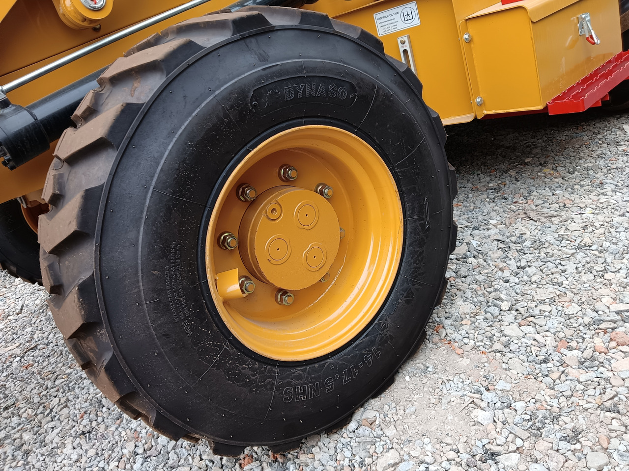 CATERPILLAR 420F2 CAT 420FⅡ - Rýpadlo-nakladač: obrázek 4 CATERPILLAR 420F2 CAT 420FⅡ - Rýpadlo-nakladač: obrázek 4