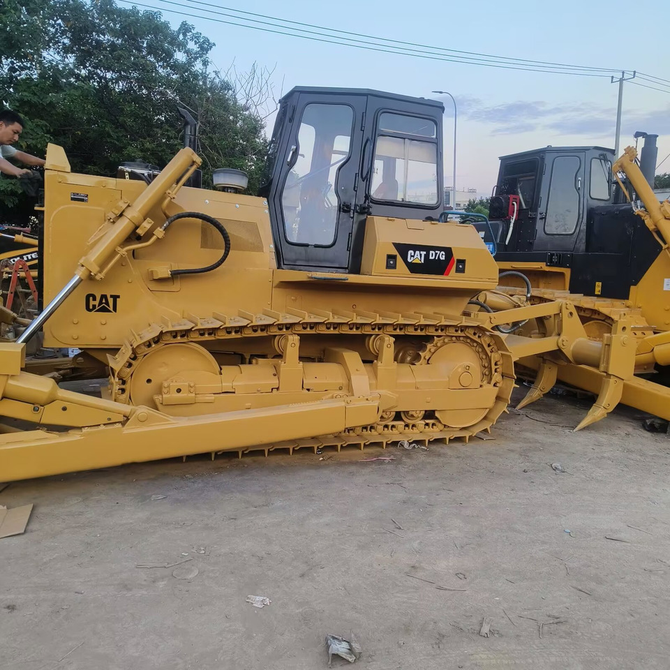 CATERPILLAR D7G CAT - Buldozer: obrázek 2 CATERPILLAR D7G CAT - Buldozer: obrázek 2