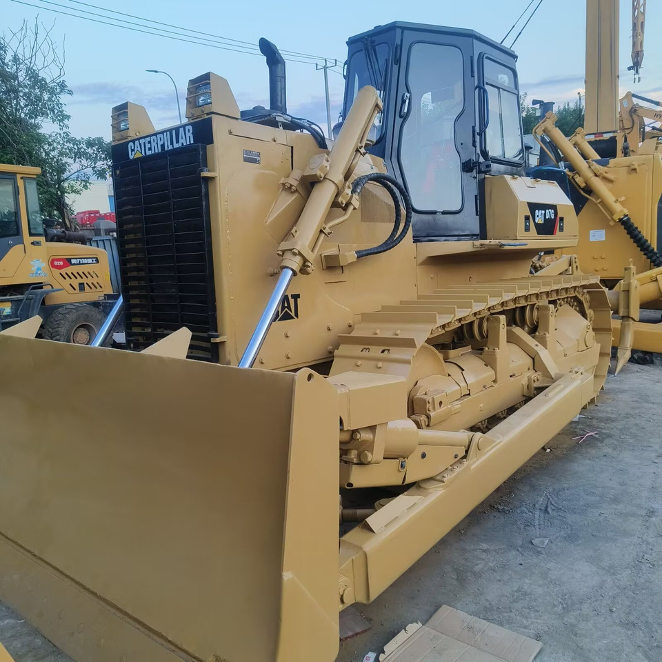 CATERPILLAR D7G - Buldozer: obrázek 1 CATERPILLAR D7G - Buldozer: obrázek 1