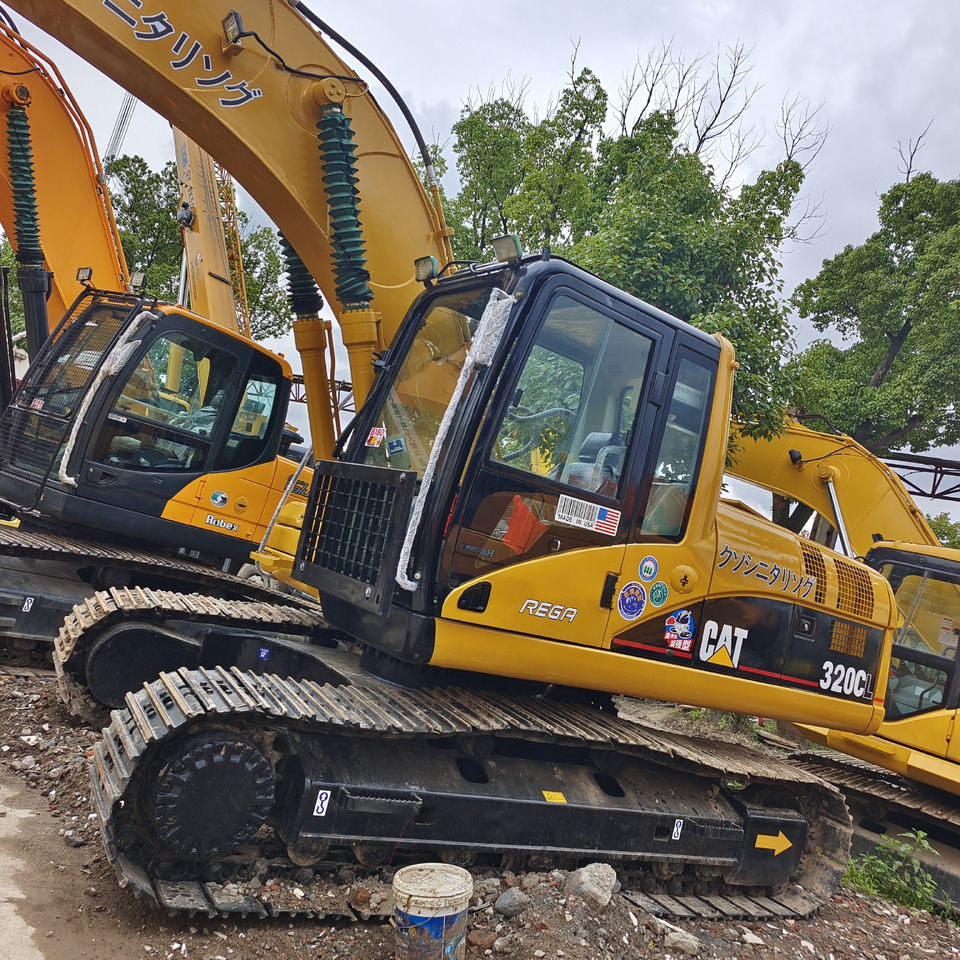 Caterpillar 320 CL - Pásové rýpadlo: obrázek 1 Caterpillar 320 CL - Pásové rýpadlo: obrázek 1