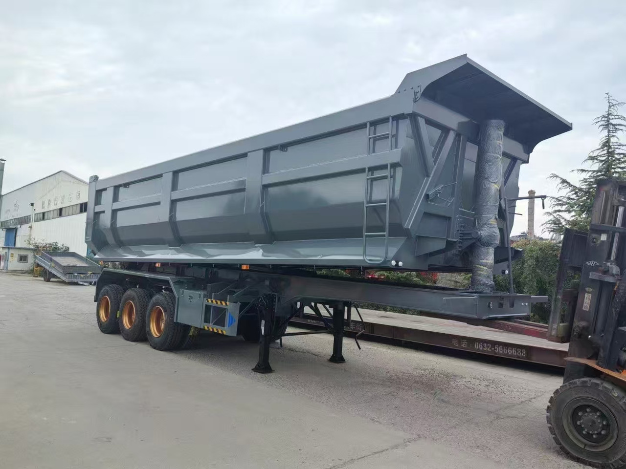 Customizable tipper semi trailers available - Cisternový návěs: obrázek 5 Customizable tipper semi trailers available - Cisternový návěs: obrázek 5