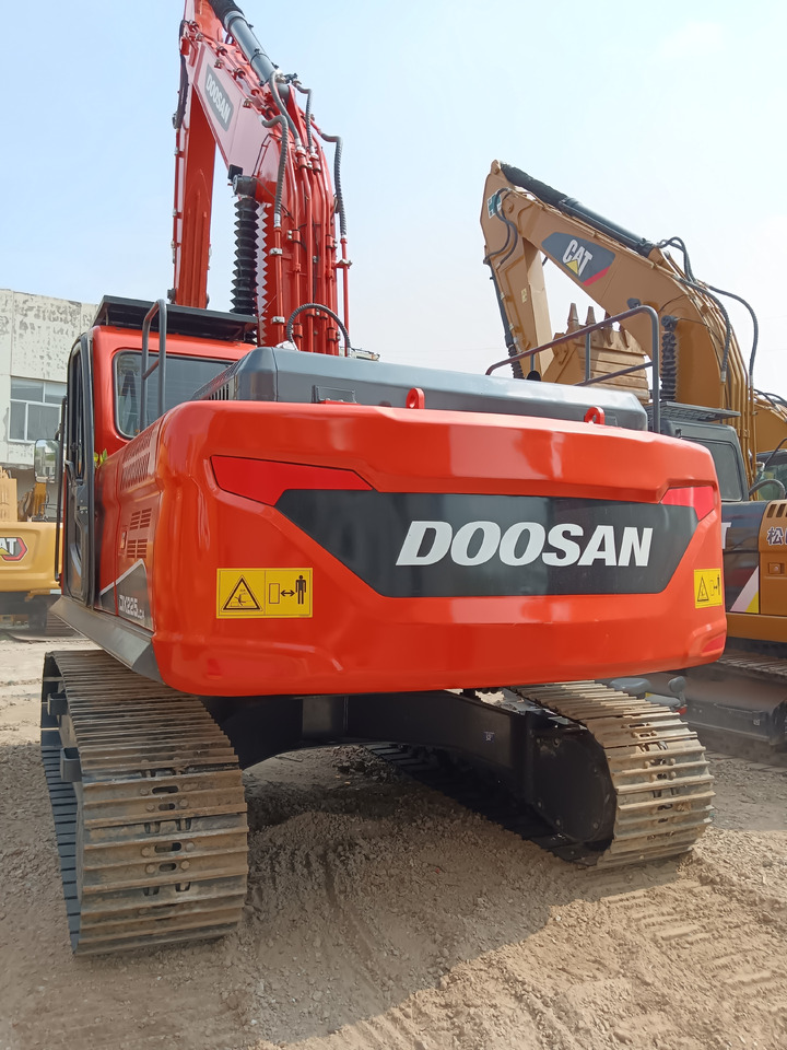 DOOSAN DX225 LCA DX 225 LC - 9C - Pásové rýpadlo: obrázek 3 DOOSAN DX225 LCA DX 225 LC - 9C - Pásové rýpadlo: obrázek 3