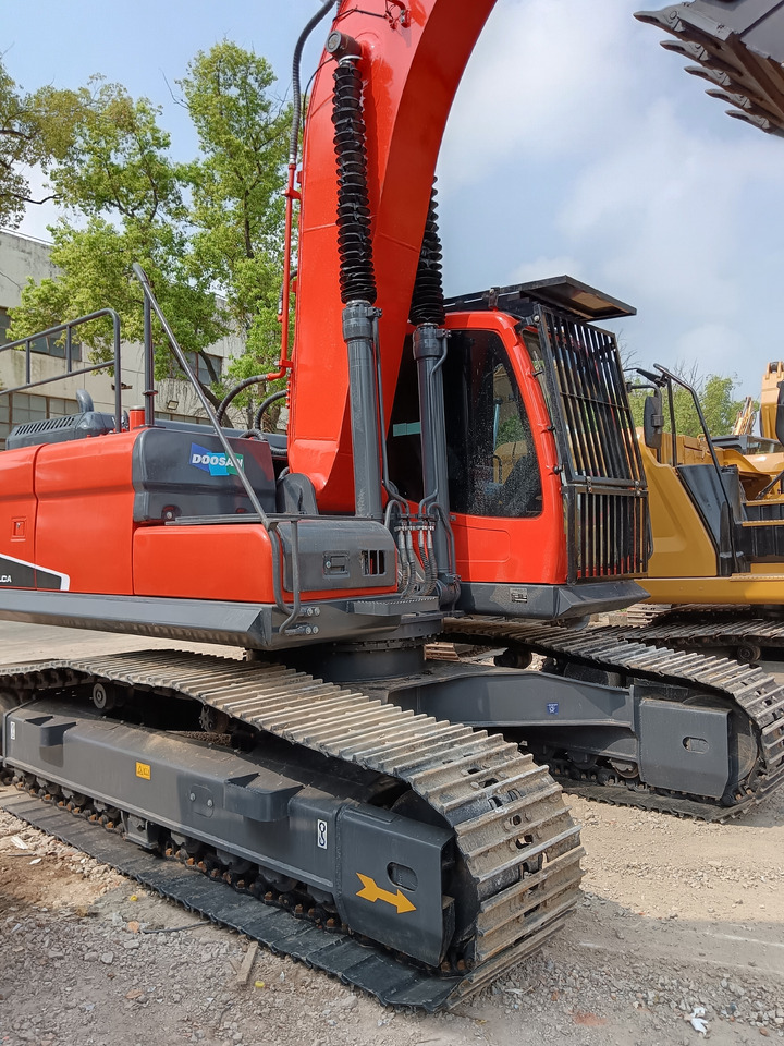 DOOSAN DX225 LCA DX 225 LC - 9C - Pásové rýpadlo: obrázek 4 DOOSAN DX225 LCA DX 225 LC - 9C - Pásové rýpadlo: obrázek 4