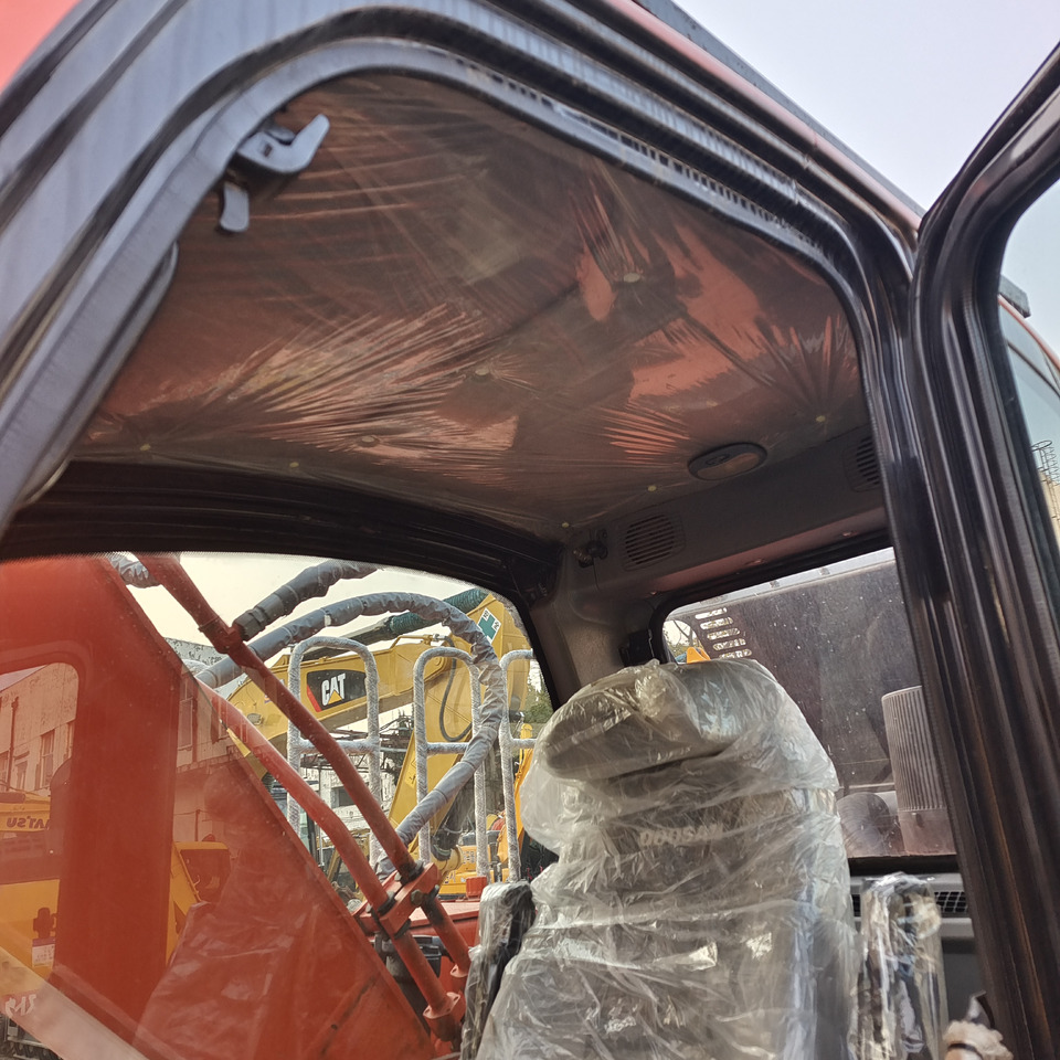 DOOSAN DX300LC-9C DX300 LC - 9C DX 300 LCA DX340 DX225 - Pásové rýpadlo: obrázek 3 DOOSAN DX300LC-9C DX300 LC - 9C DX 300 LCA DX340 DX225 - Pásové rýpadlo: obrázek 3