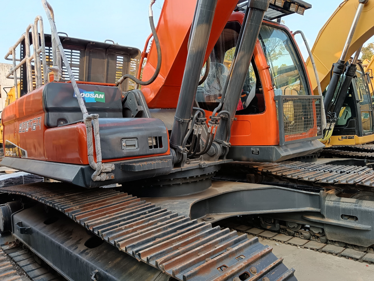 DOOSAN DX340LCA DX340LC-9C - Pásové rýpadlo: obrázek 4 DOOSAN DX340LCA DX340LC-9C - Pásové rýpadlo: obrázek 4