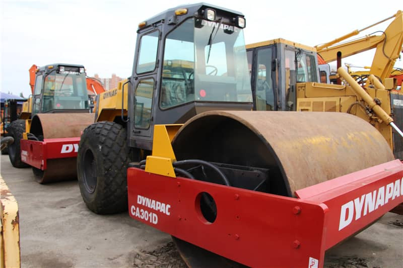 DYNAPAC CA 301 D - Silniční válec: obrázek 4 DYNAPAC CA 301 D - Silniční válec: obrázek 4