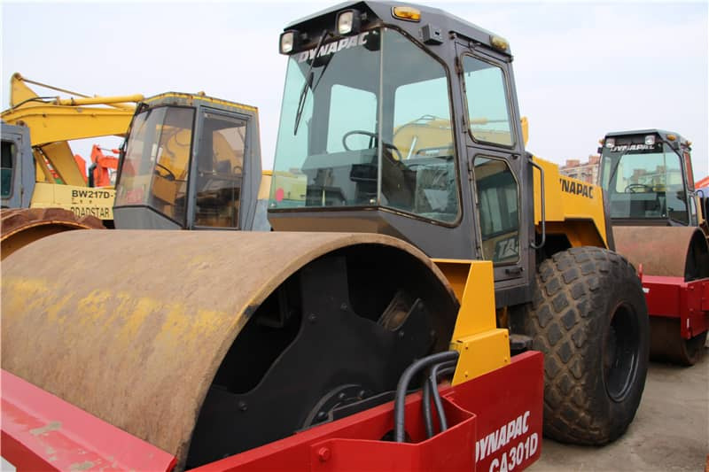 DYNAPAC CA301D - Silniční válec: obrázek 5 DYNAPAC CA301D - Silniční válec: obrázek 5